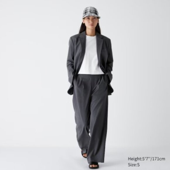 Uniqlo:C - Black Pleated Wide Straight Pant - Size M - Picture 9 of 9